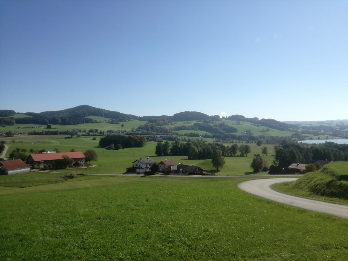 Oberhofen am Irrsee Ferienhaus Mitterbauer מראה חיצוני תמונה